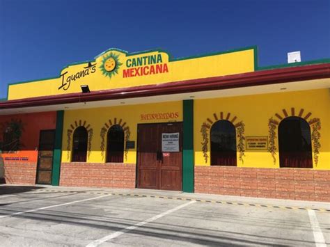 Iguana's Cantina Mexicana .